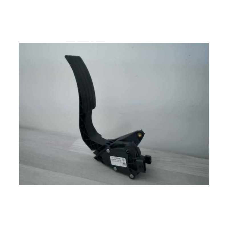Pedalier d'accelerateur RENAULT CLIO 4 PHASE 2 d’occasion