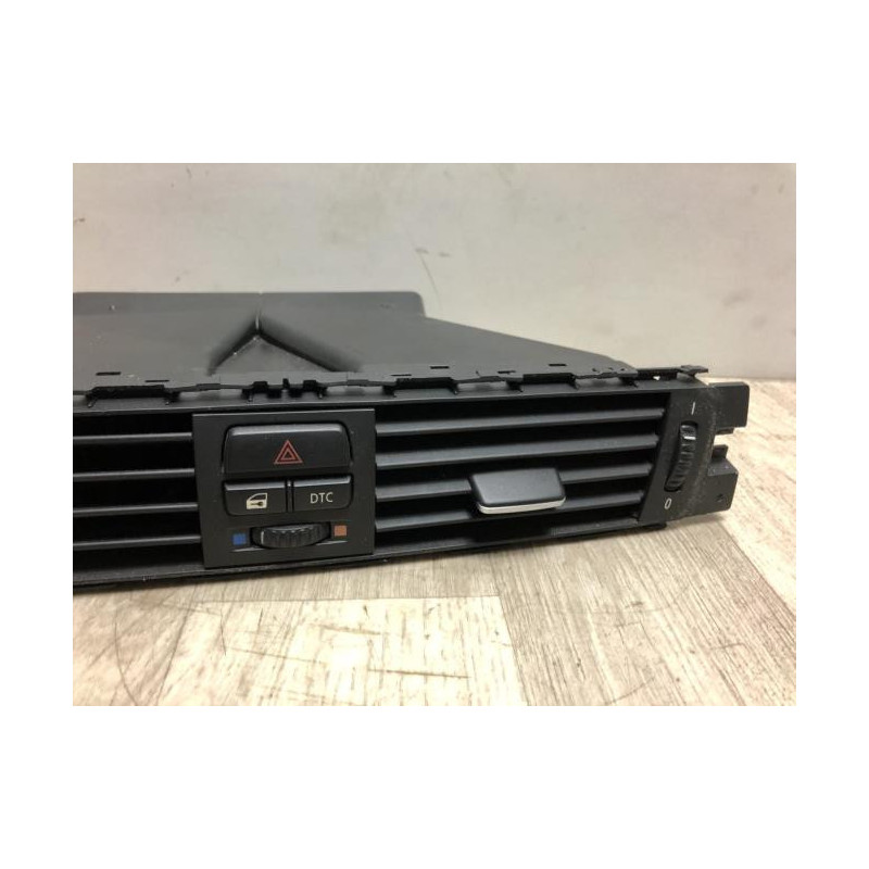 Aerateur tableau de bord BMW SERIE 3 E90 PHASE 1 d’occasion
