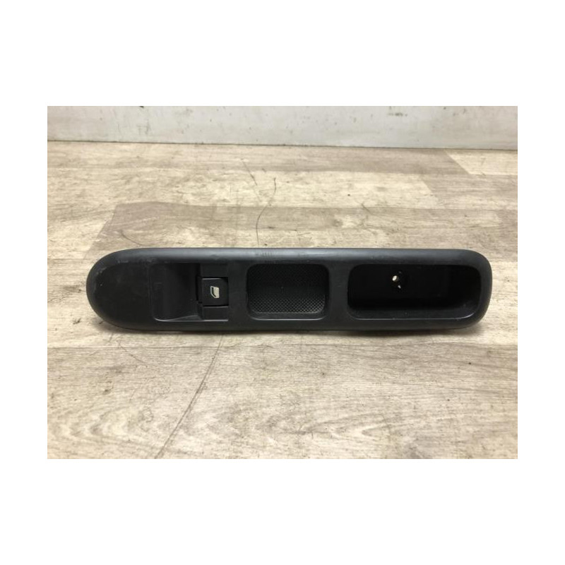 Interrupteur de leve vitre avant droit PEUGEOT 3008 1 PHASE 1 d’occasion