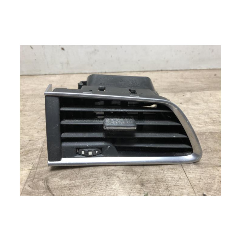 Aerateur tableau de bord avant gauche PEUGEOT 508 1 SW PHASE 1 BREAK d’occasion
