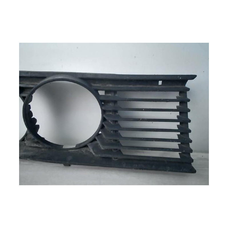 Grille de calandre gauche BMW SERIE 5 E28 d’occasion