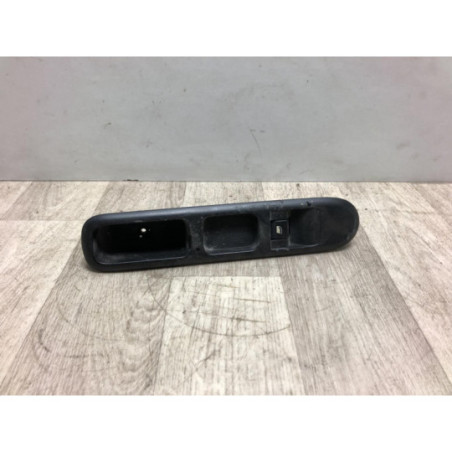 Interrupteur de leve vitre avant droit PEUGEOT 3008 1 PHASE 1 d’occasion