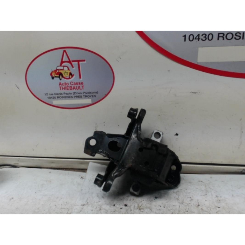 Support moteur gauche VOLKSWAGEN  d’occasion
