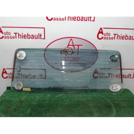 Lunette arriere LADA  d’occasion