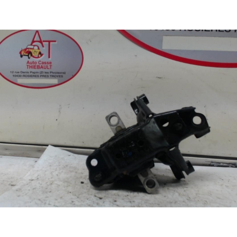 Support moteur gauche VOLKSWAGEN  d’occasion