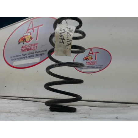 Ressort de suspension arriere TOYOTA YARIS D4D d’occasion