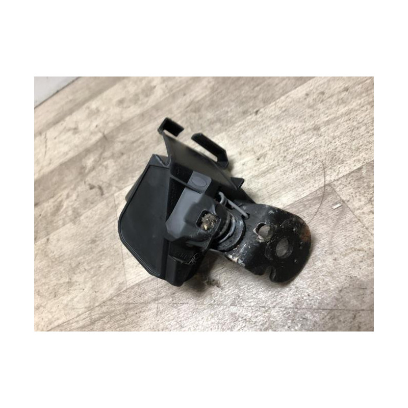 Attache ceinture arriere droit AUDI A6 3 AVANT PHASE 1 BREAK d’occasion