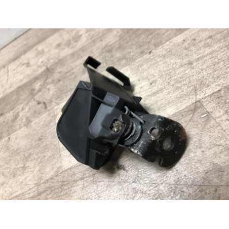 Attache ceinture arriere droit AUDI A6 3 AVANT PHASE 1 BREAK d’occasion