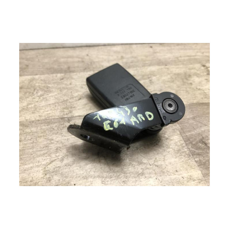 Attache ceinture arriere droit BMW SERIE 5 E61 TOURING PHASE 2 BREAK d’occasion
