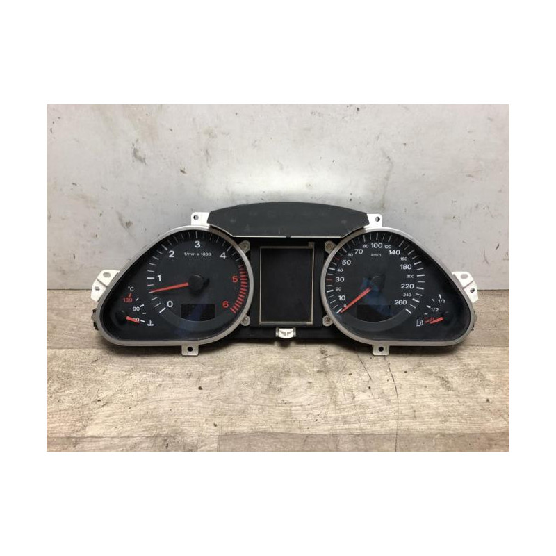 Compteur AUDI A6 3 AVANT PHASE 1 BREAK d’occasion