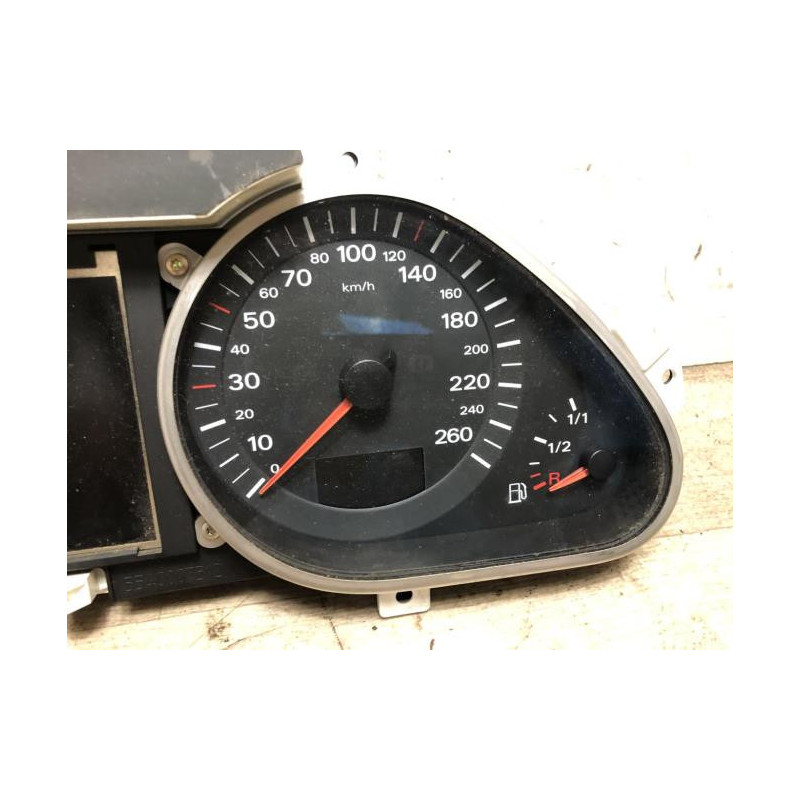 Compteur AUDI A6 3 AVANT PHASE 1 BREAK d’occasion