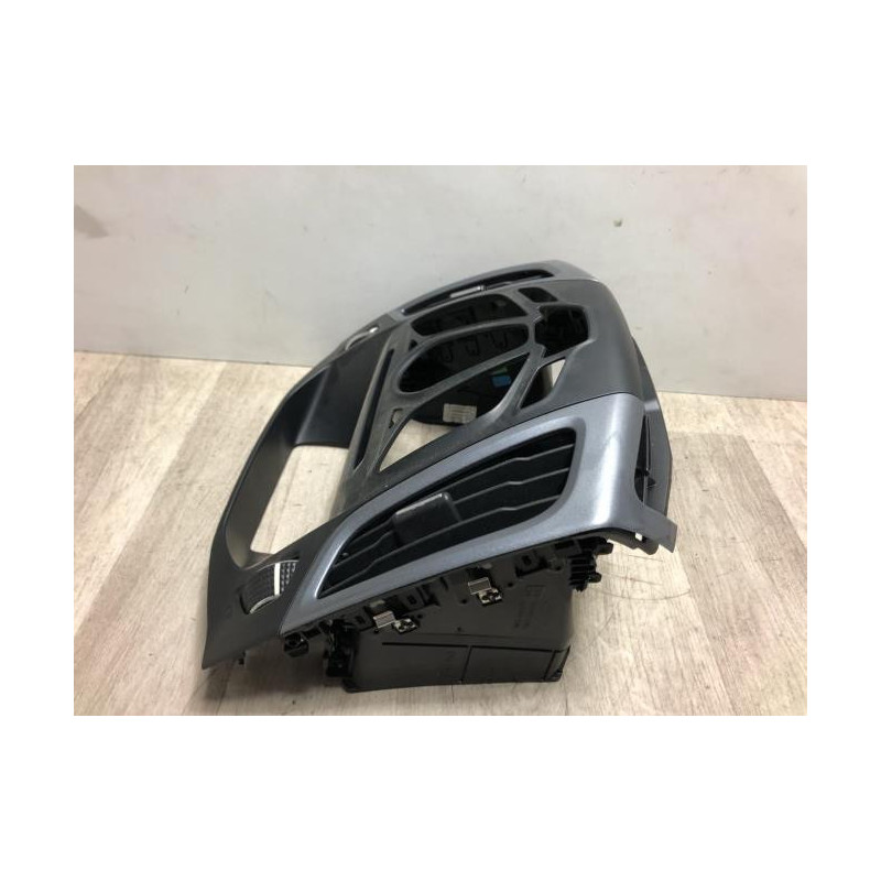 Facade autoradio FORD FOCUS 3 PHASE 1 d’occasion