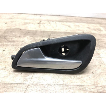 Poignee interieur avant gauche FORD FOCUS 3 PHASE 1 d’occasion