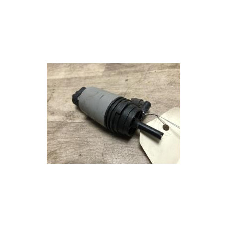 Pompe lave glace avant BMW SERIE 5 E61 TOURING PHASE 2 BREAK d’occasion