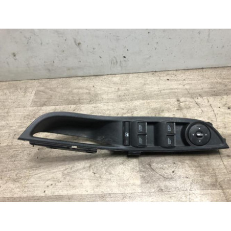 Interrupteur de leve vitre avant gauche FORD FOCUS 3 PHASE 1 d’occasion
