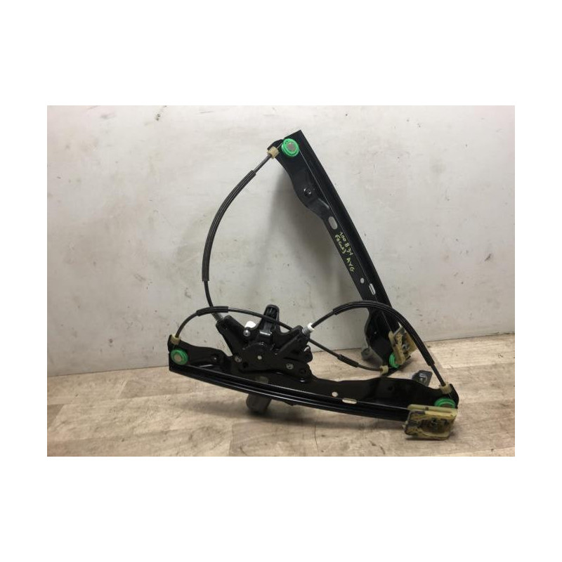 Leve vitre electrique avant gauche FORD FOCUS 3 PHASE 1 d’occasion