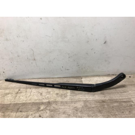 Bras essuie glace avant droit AUDI A6 3 AVANT PHASE 1 BREAK d’occasion