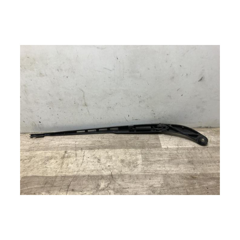 Bras essuie glace avant droit AUDI A6 3 AVANT PHASE 1 BREAK d’occasion