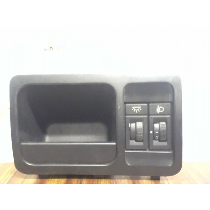 Commande de reglage hauteur de phare PEUGEOT 806 d’occasion