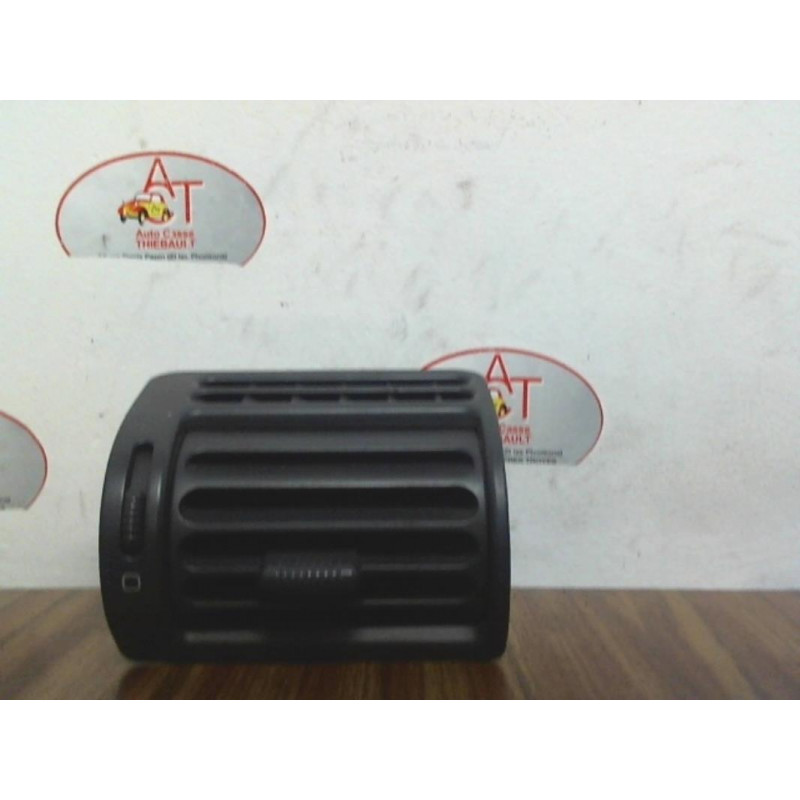 Aerateur tableau de bord PEUGEOT 806 d’occasion