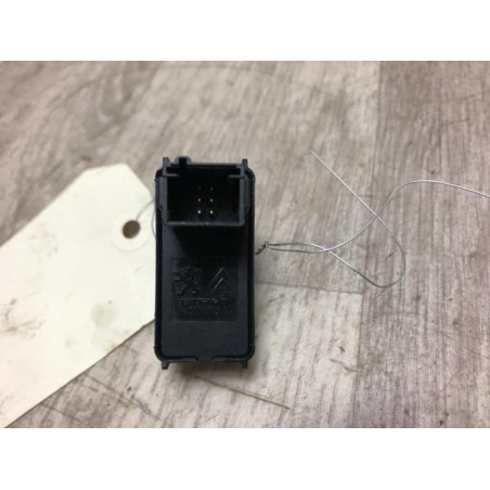 Interrupteur de leve vitre avant droit PEUGEOT 3008 1 PHASE 1 d’occasion