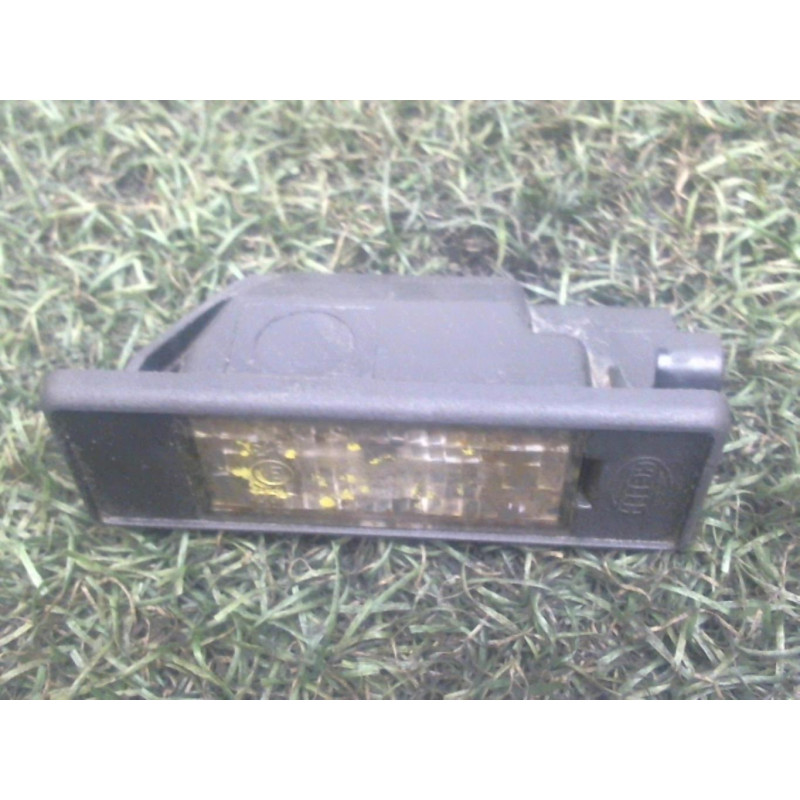 Eclairage de plaque CITROEN C4 COUPE d’occasion