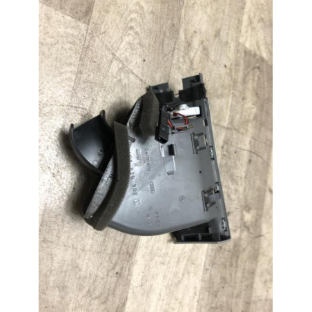 Aerateur tableau de bord avant droit AUDI A6 3 AVANT PHASE 1 BREAK d’occasion