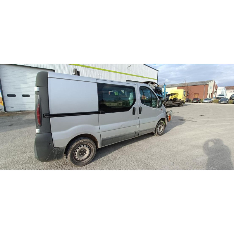 Porte avant gauche RENAULT TRAFIC 2 PHASE 1 d’occasion