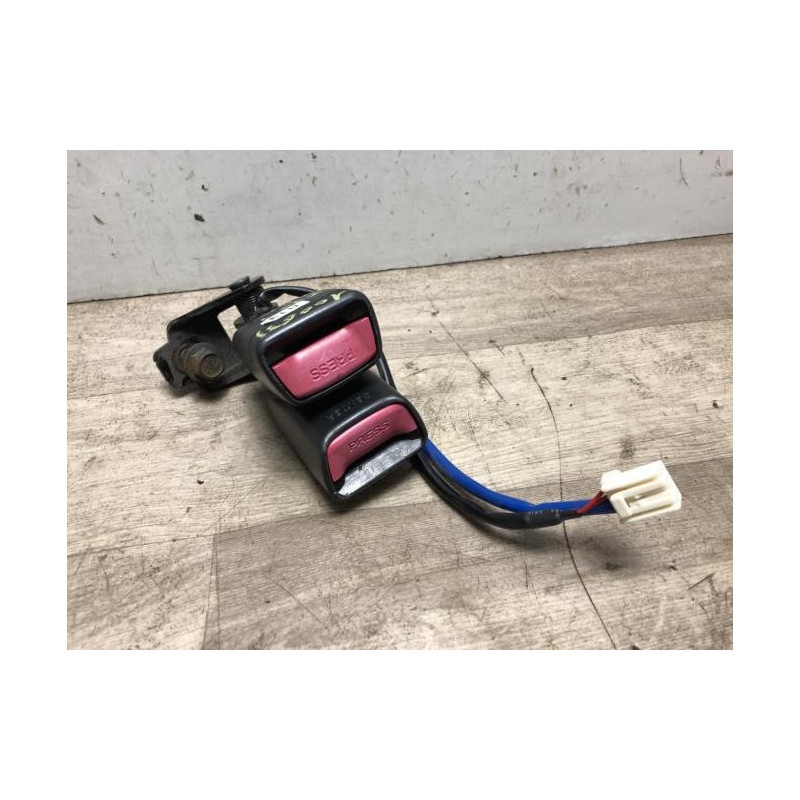 Attache ceinture arriere gauche HYUNDAI I 30 1 PHASE 1 d’occasion