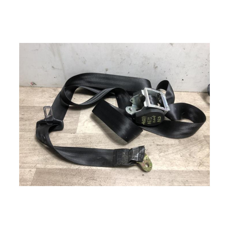 Ceinture arriere droit AUDI A6 3 AVANT PHASE 1 BREAK d’occasion