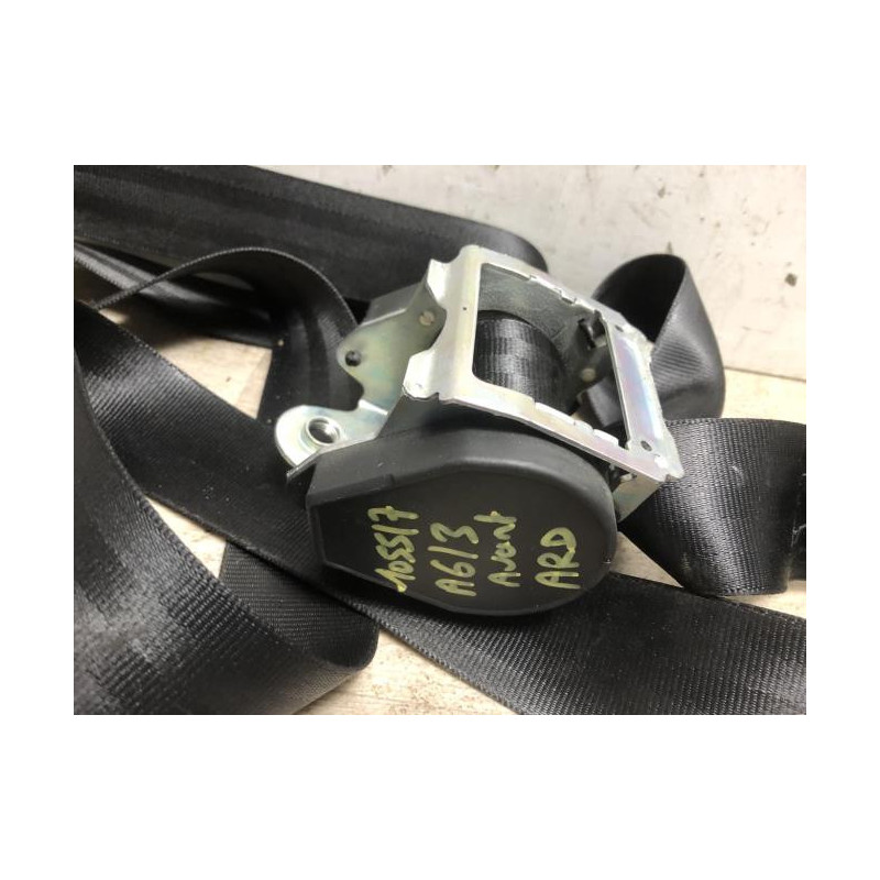 Ceinture arriere droit AUDI A6 3 AVANT PHASE 1 BREAK d’occasion