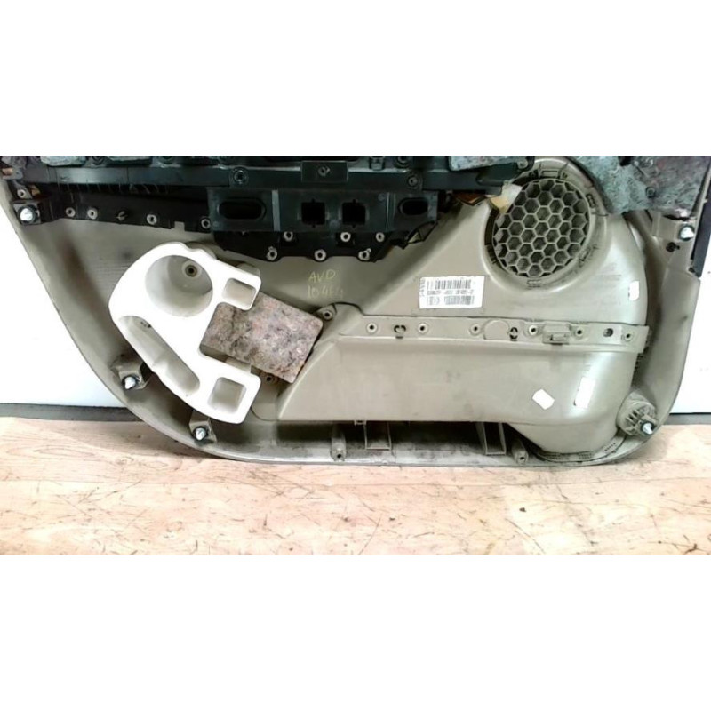 Panneau de porte avant droit RENAULT MEGANE 3 PHASE 1 d’occasion
