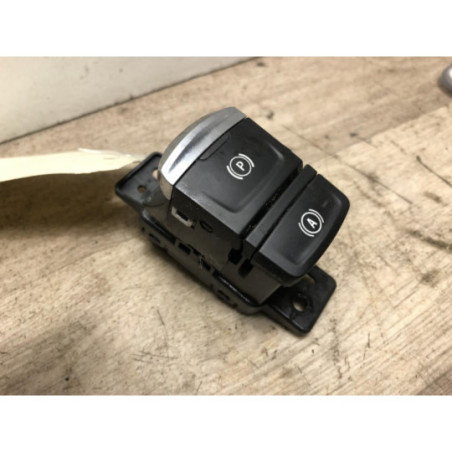 Poignee electrique frein a main RENAULT CLIO 5 d’occasion