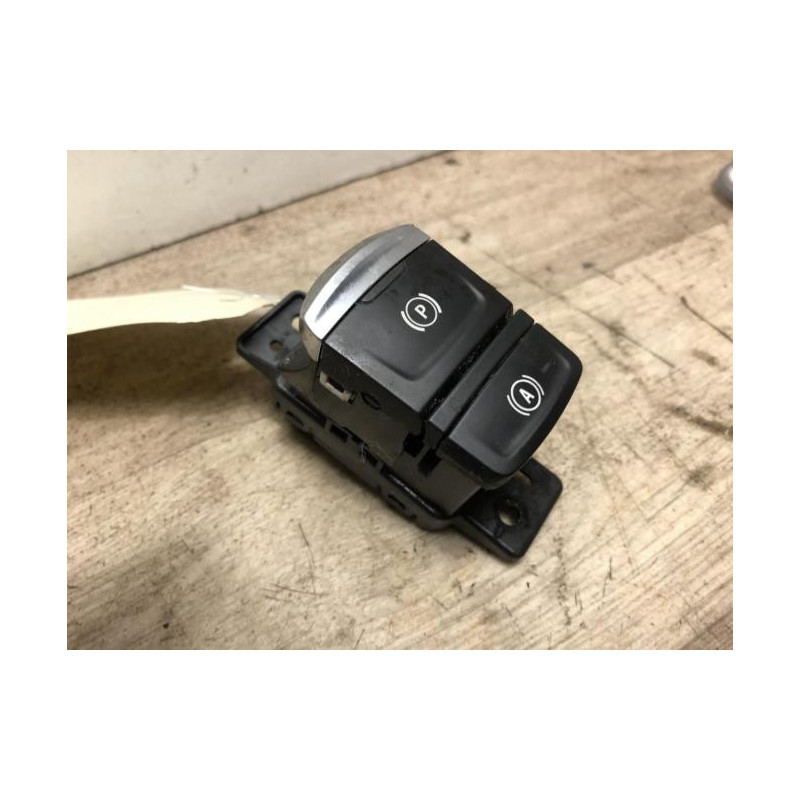 Poignee electrique frein a main RENAULT CLIO 5 d’occasion