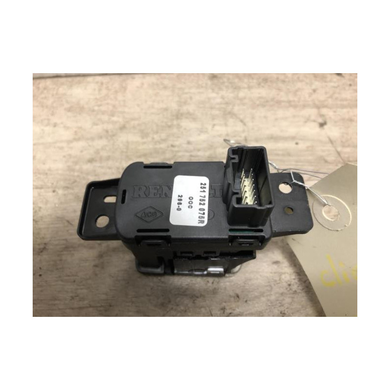 Poignee electrique frein a main RENAULT CLIO 5 d’occasion