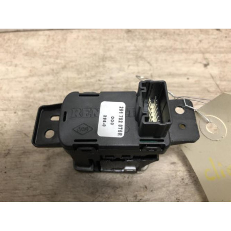 Poignee electrique frein a main RENAULT CLIO 5 d’occasion