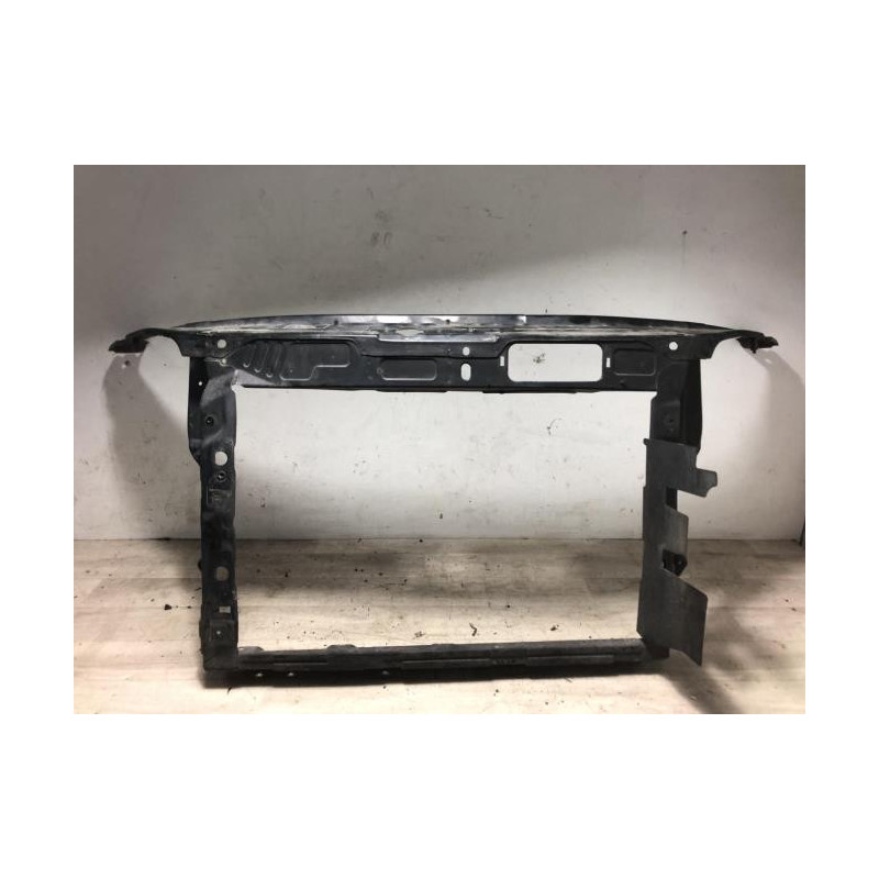 Armature avant, Masque avant SKODA FABIA 2 PHASE 1 BREAK d’occasion