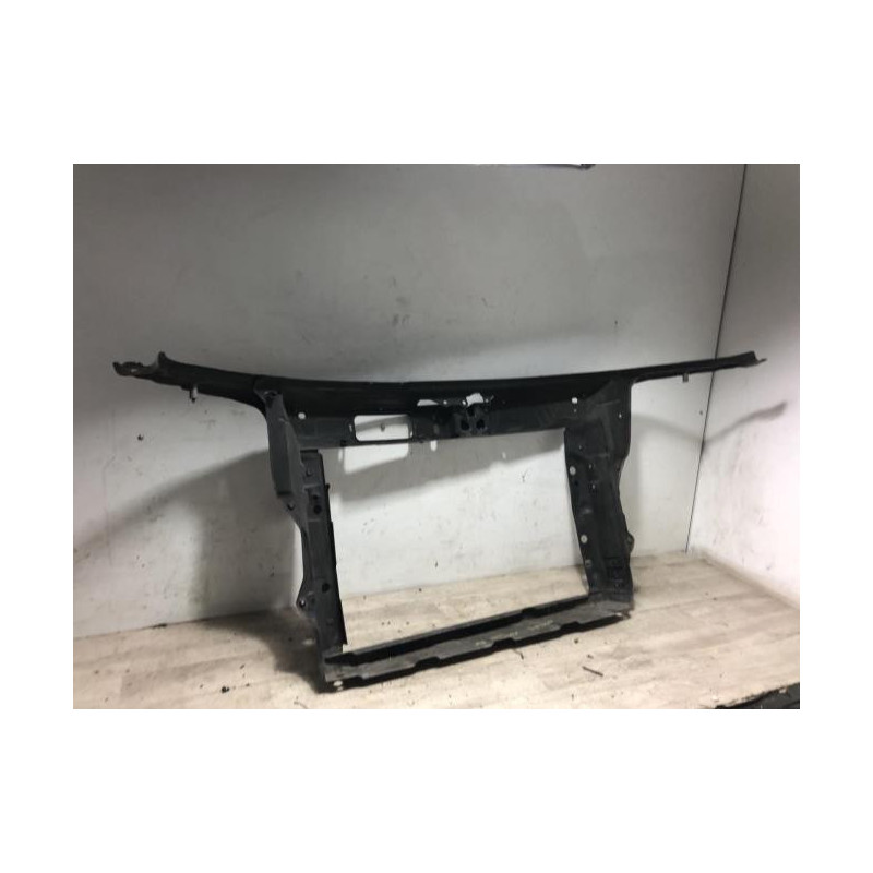 Armature avant, Masque avant SKODA FABIA 2 PHASE 1 BREAK d’occasion