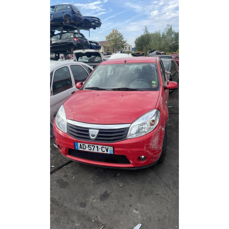 Platine feu arriere droit DACIA SANDERO 1 d’occasion