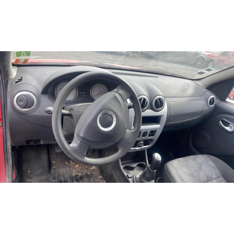 Platine feu arriere gauche DACIA SANDERO 1 d’occasion