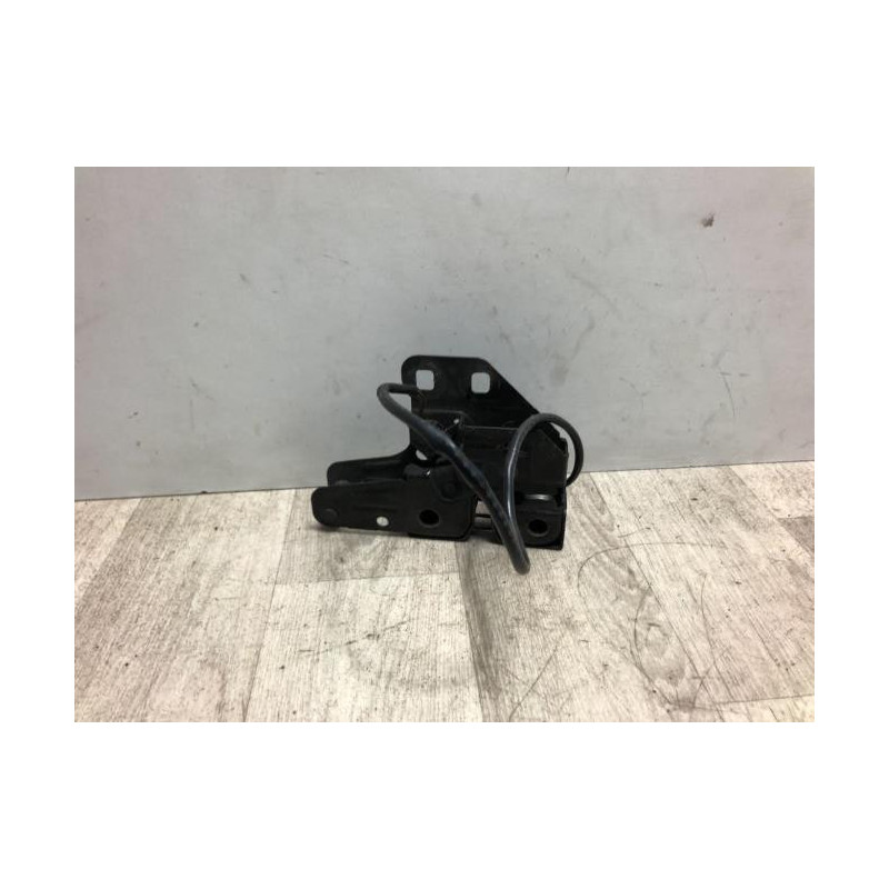 Serrure de capot AUDI A6 3 AVANT PHASE 1 BREAK d’occasion