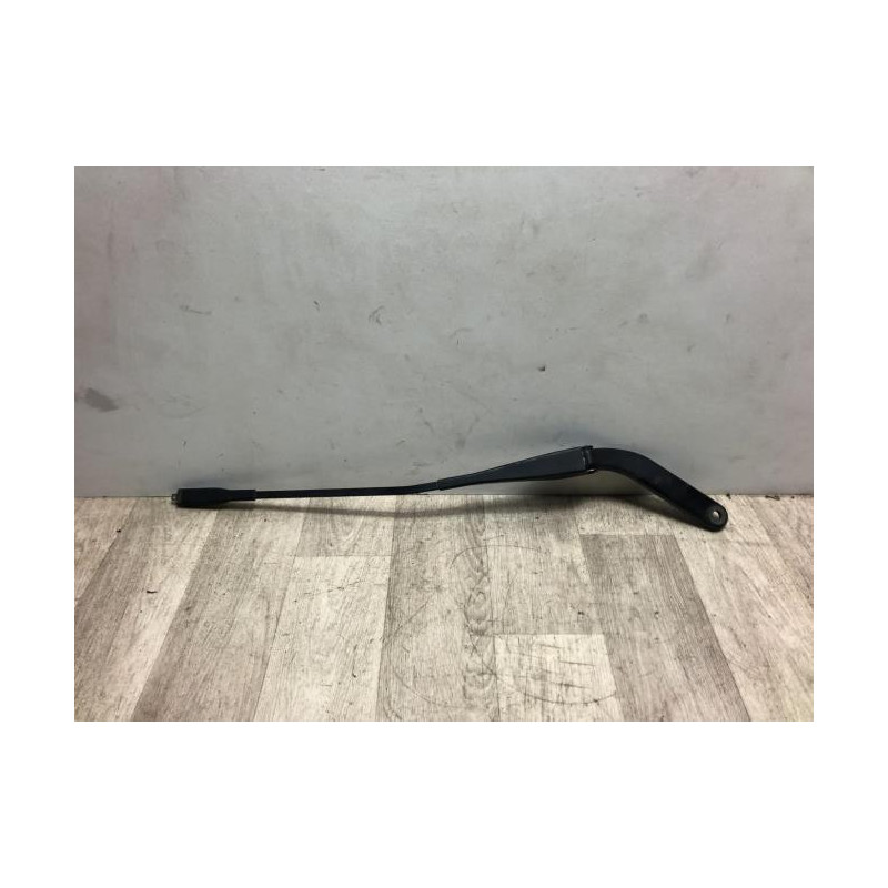 Bras essuie glace avant droit BMW SERIE 1 E81 d’occasion
