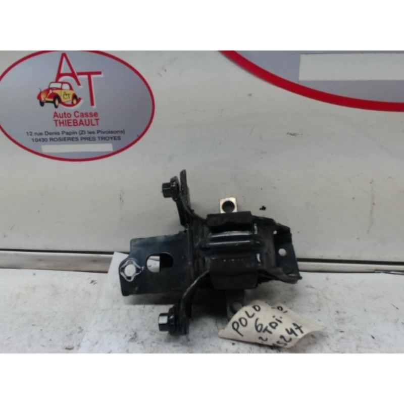 Support moteur gauche VOLKSWAGEN POLO 1.2 TDI d’occasion