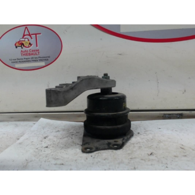 Support moteur droit VOLKSWAGEN  d’occasion
