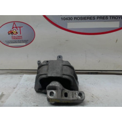 Support moteur droit AUDI A3 (8P) SPORTBACK d’occasion