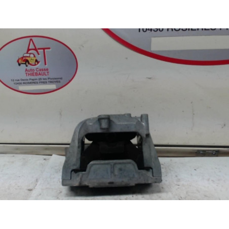 Support moteur droit AUDI A3 (8P) SPORTBACK d’occasion