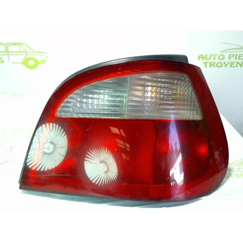 Feu arriere principal droit (feux) RENAULT MEGANE 1 PHASE 2 d’occasion