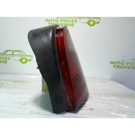 Feu arriere principal droit (feux) RENAULT MEGANE 1 PHASE 2 d’occasion