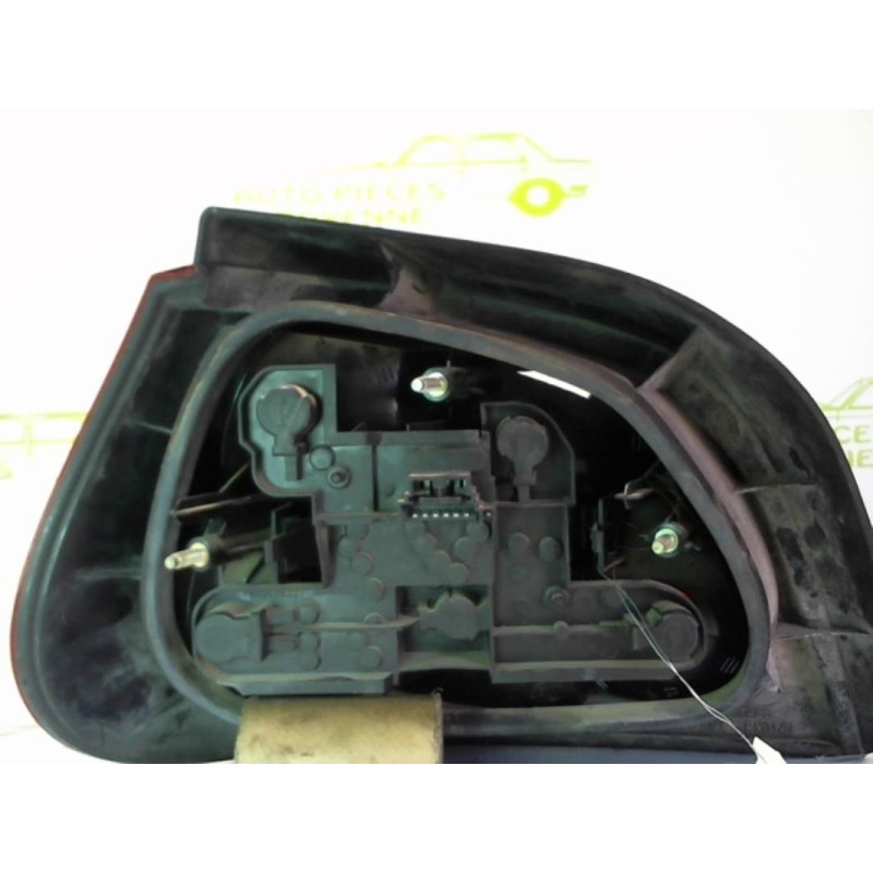 Feu arriere principal droit (feux) RENAULT MEGANE 1 PHASE 2 d’occasion