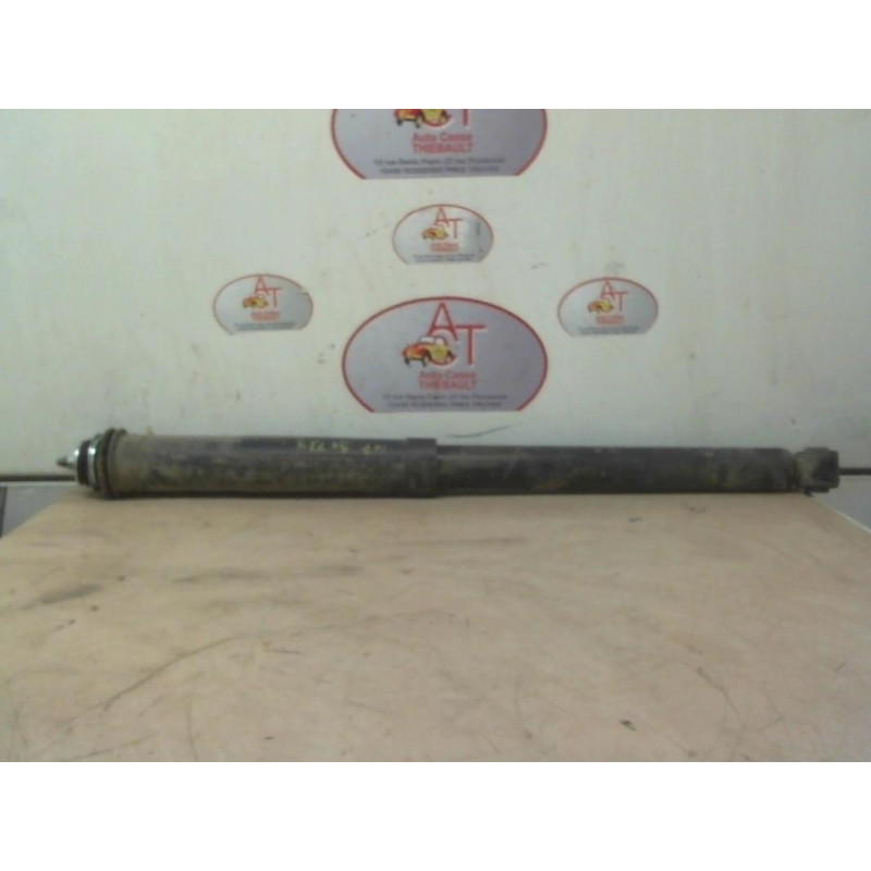 Amortisseur arriere droit PEUGEOT 107 PHASE 1 d’occasion